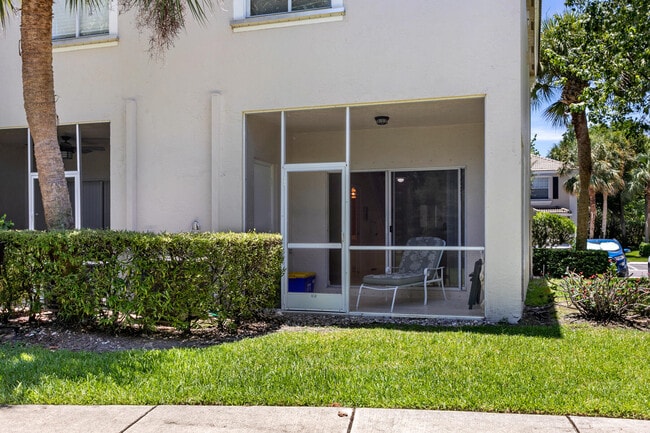 Building Photo - 4976 Palmbrooke Cir