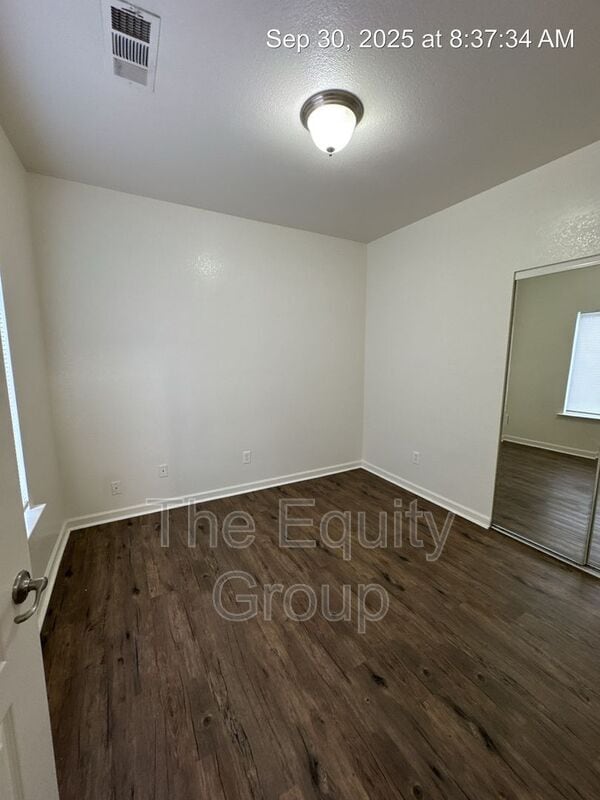 Building Photo - 2918 S Sallee Ct