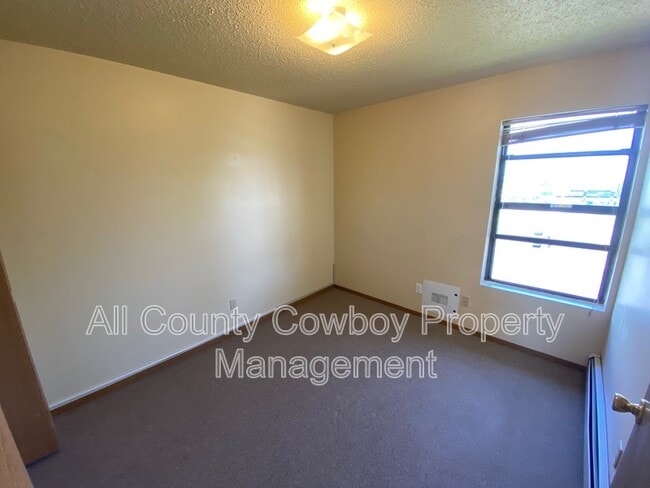 Building Photo - 3322 Joanna Brunner St