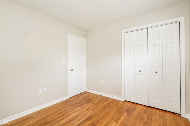 Building Photo - 124 Rose Ln