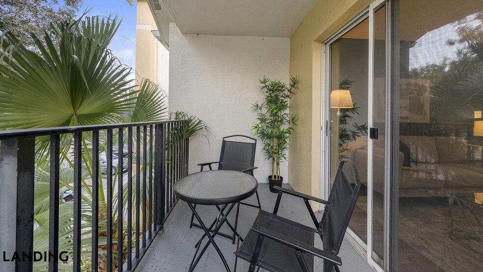 Building Photo - 10200 Falcon Pine Blvd