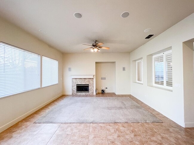 Building Photo - 1808 Spokane Rd