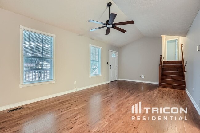 Building Photo - 377 Deering Dr