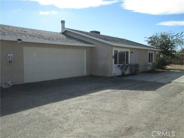 Building Photo - 10674 Kiowa Rd