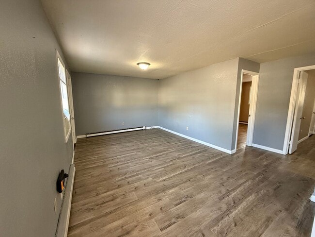 Building Photo - 2 Bedrooms, 1 Bathroom Home in Paragould AR - $750/Month