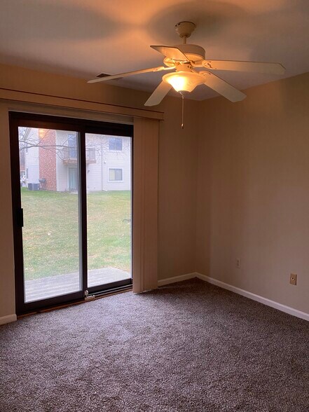 Primary Bedroom - 27729 Harrison Woods Ln
