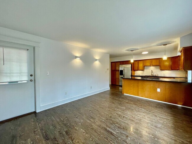 Building Photo - Adorable Condo in Perfect Fort Collins Location!