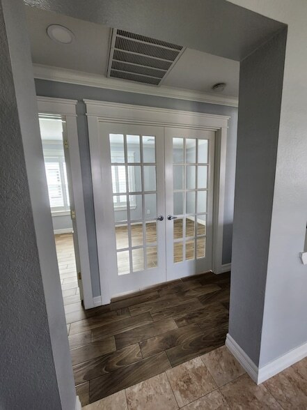 Building Photo - 15506 Red Pine Ridge Way