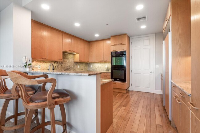 Building Photo - 13643 Deering Bay Dr