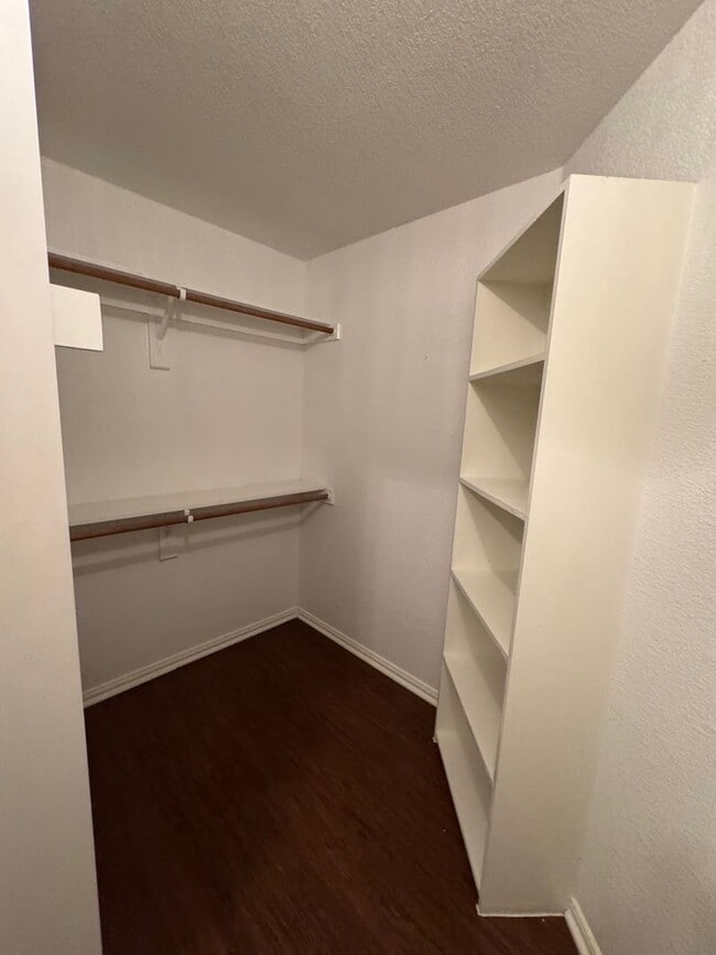 Building Photo - Updated Midway ISD Duplex