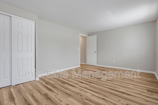 Building Photo - 429 Barnett Rd