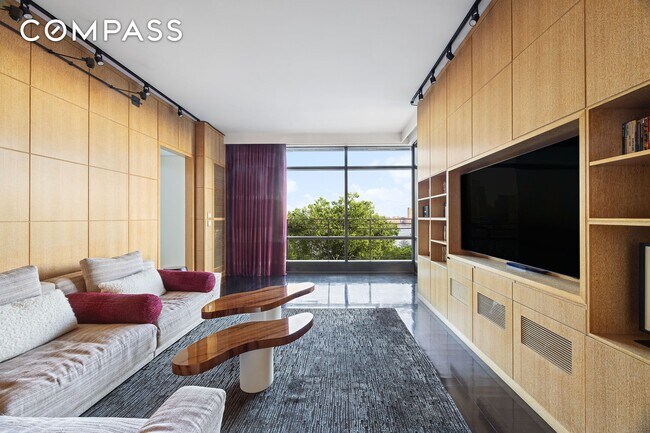 Building Photo - 170 East End Ave