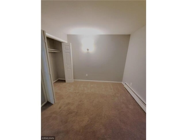 Building Photo - 1431 Jefferson St NE