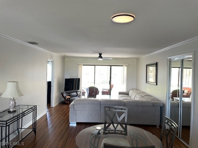 Building Photo - 632 Victoria Dr