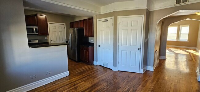 Building Photo - 48 N Menard Ave