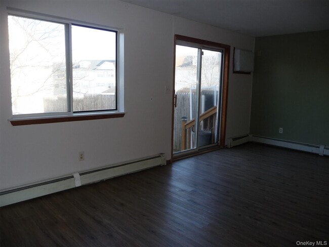 Building Photo - 39 Cedar Ct