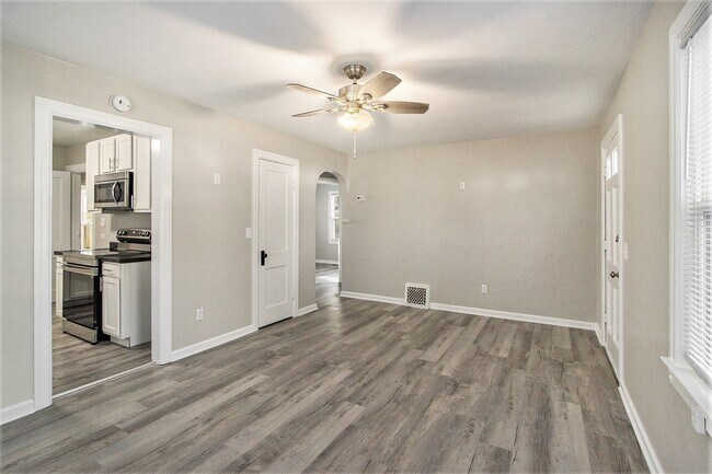 Building Photo - Newly Remodeled 2bed 1 bath home in Parchment! Ask about our Deposit Free Leasing!!