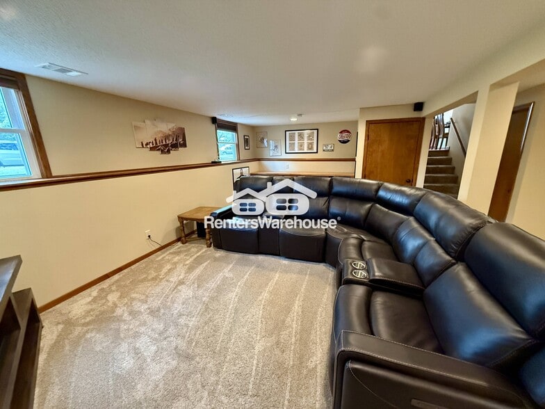 Building Photo - 8217 Harrison Cir