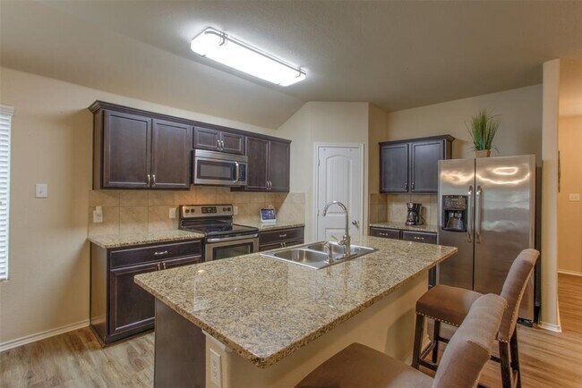 Building Photo - 5141 Grayson Ridge Dr