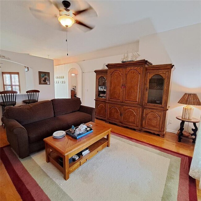 Building Photo - 30602 Pga Dr