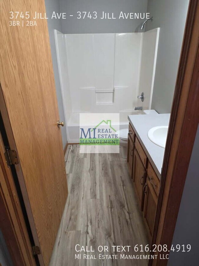 Building Photo - 3745 Jill Ave