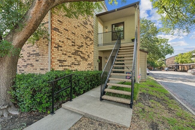 Building Photo - 5335 Bent Tree Forest Dr