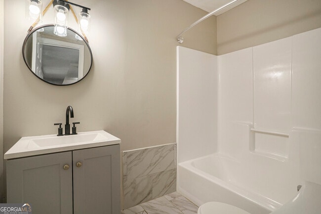 Building Photo - 9285 Cedar Ridge Dr NW