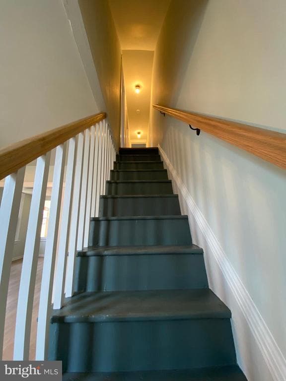 Building Photo - 742 St Joseph St