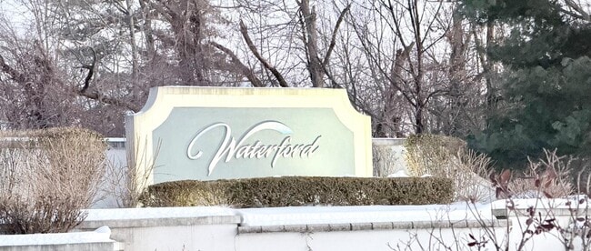 Building Photo - 226 Waterford Dr