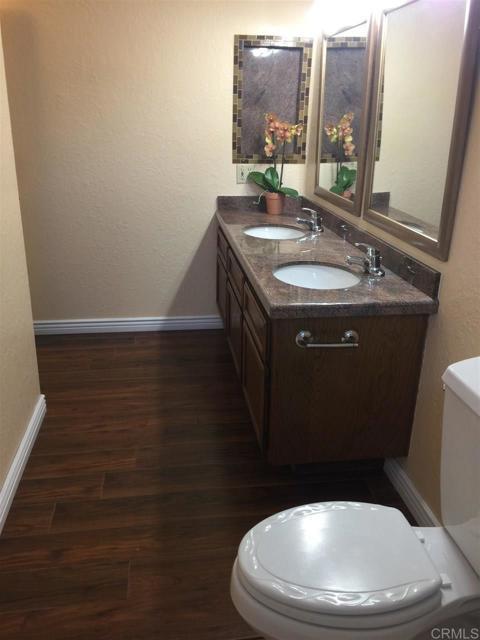 Building Photo - 2062 Linda Ln