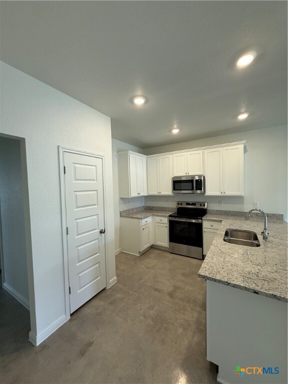 Building Photo - 903 Switchgrass Dr