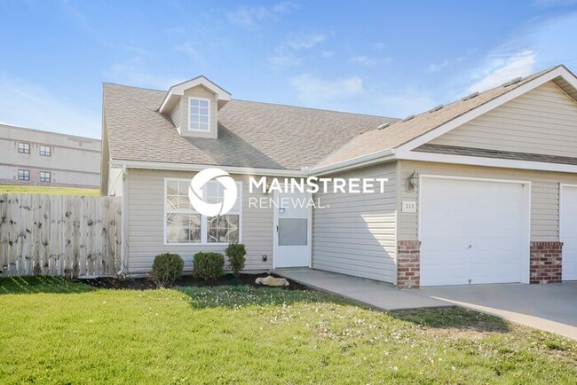 Building Photo - 213 Palmer Ct