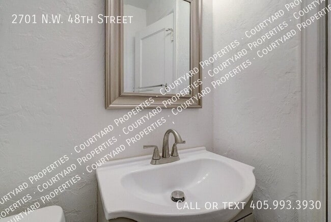 Building Photo - 2701 NW 48th St
