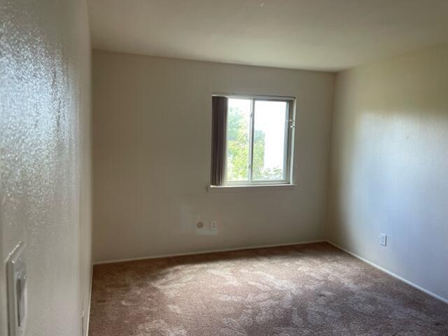 Building Photo - 937 Country Club Dr SE