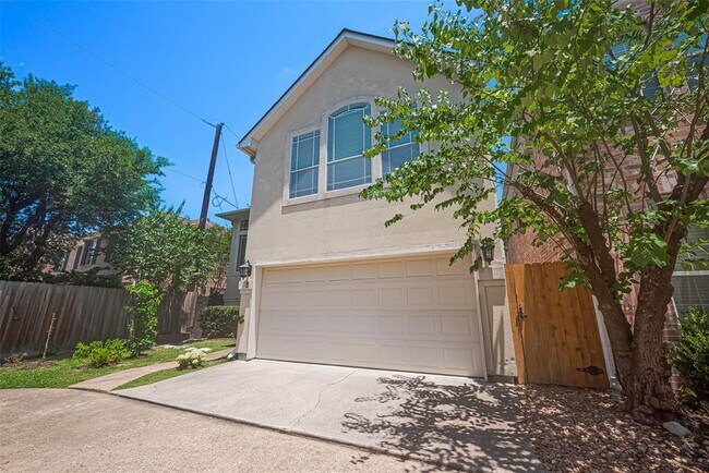 Building Photo - 1413 Whispering Pines Dr
