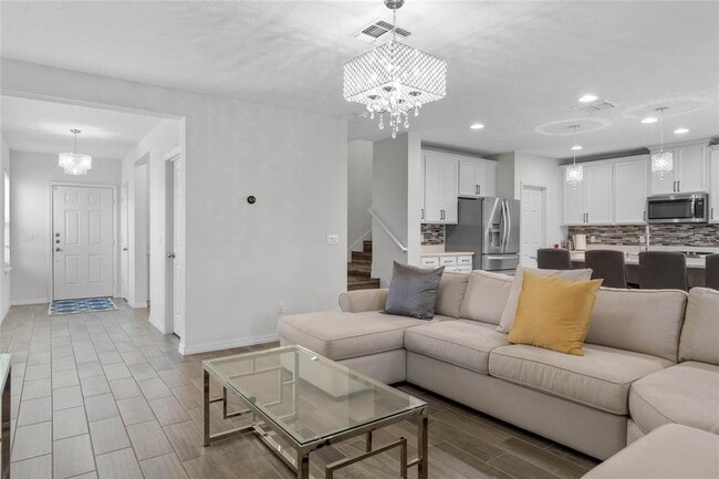 Building Photo - 3211 Turret Dr