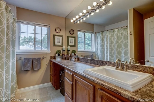 Building Photo - 3501 W 14 Mile Rd