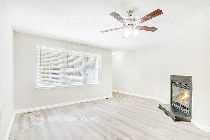 Building Photo - 844 Rawls Dr