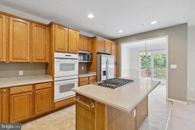 Building Photo - 2482 Jostaberry Way