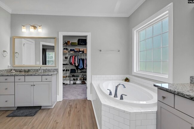 Building Photo - 2286 Harvestwood Ln