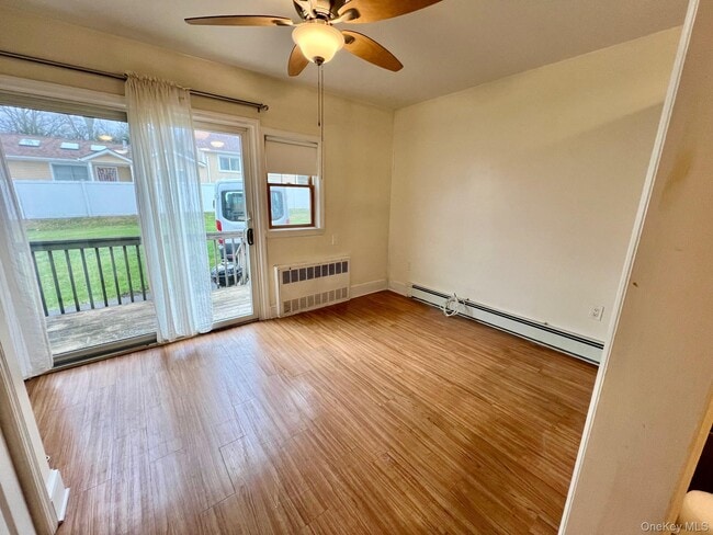 Building Photo - 185 E Lake Blvd