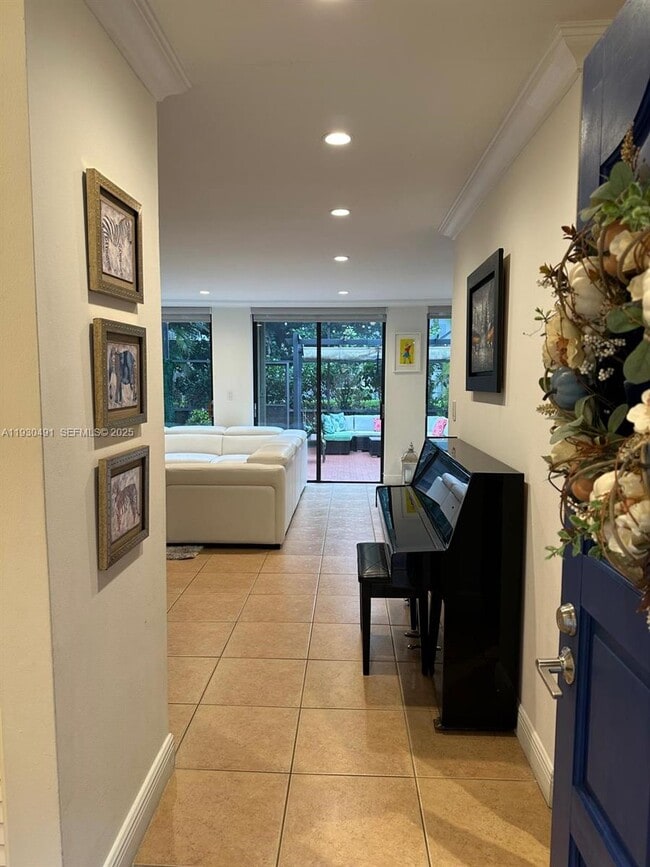 Building Photo - 9805 Costa Del Sol Blvd