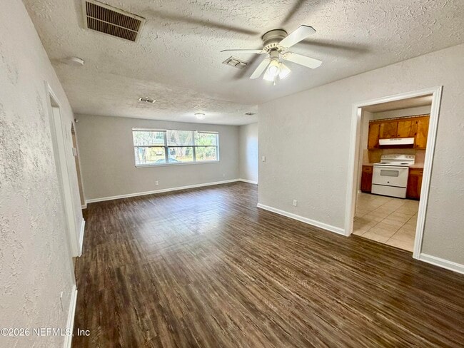 Building Photo - 2935 Bethel Ct