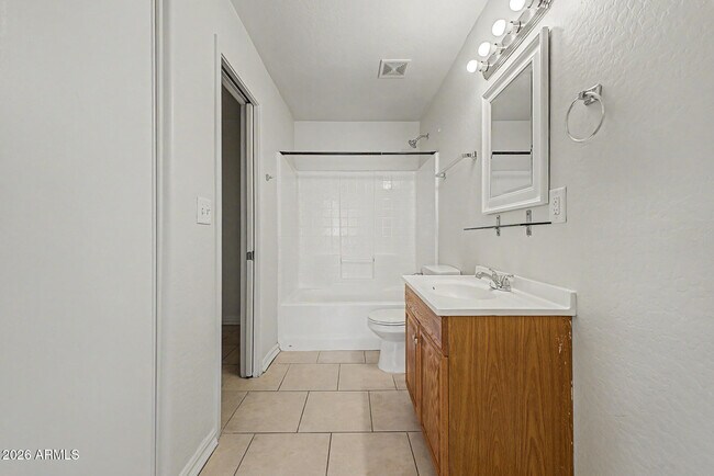 Building Photo - 3126 N 68th St