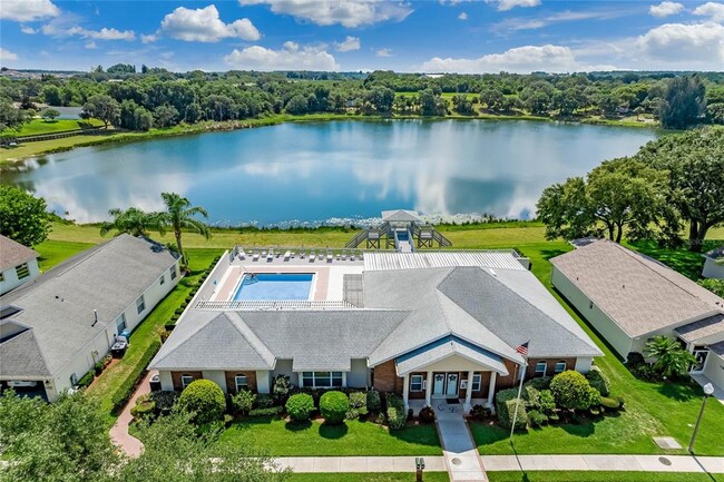 Building Photo - 408 Lake Suzanne Dr