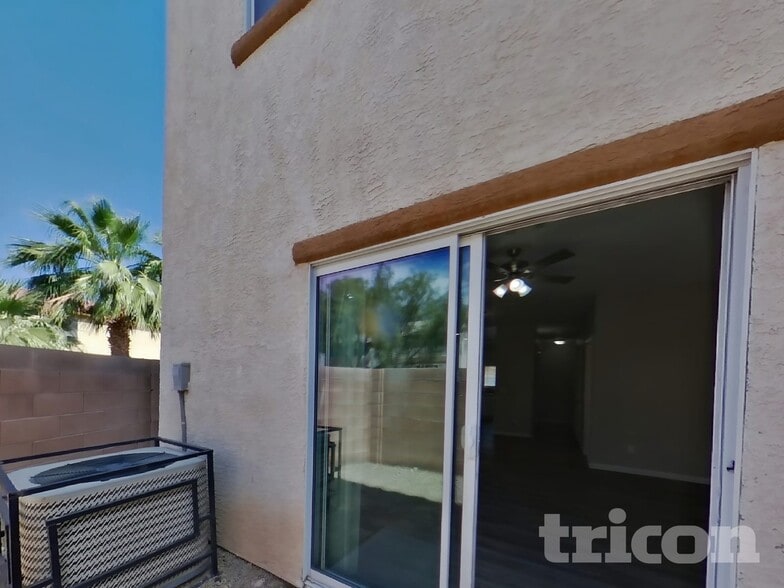 Building Photo - 5142 Piazza Cavour Dr