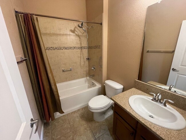 Building Photo - Sparks Home in Gated Community!
