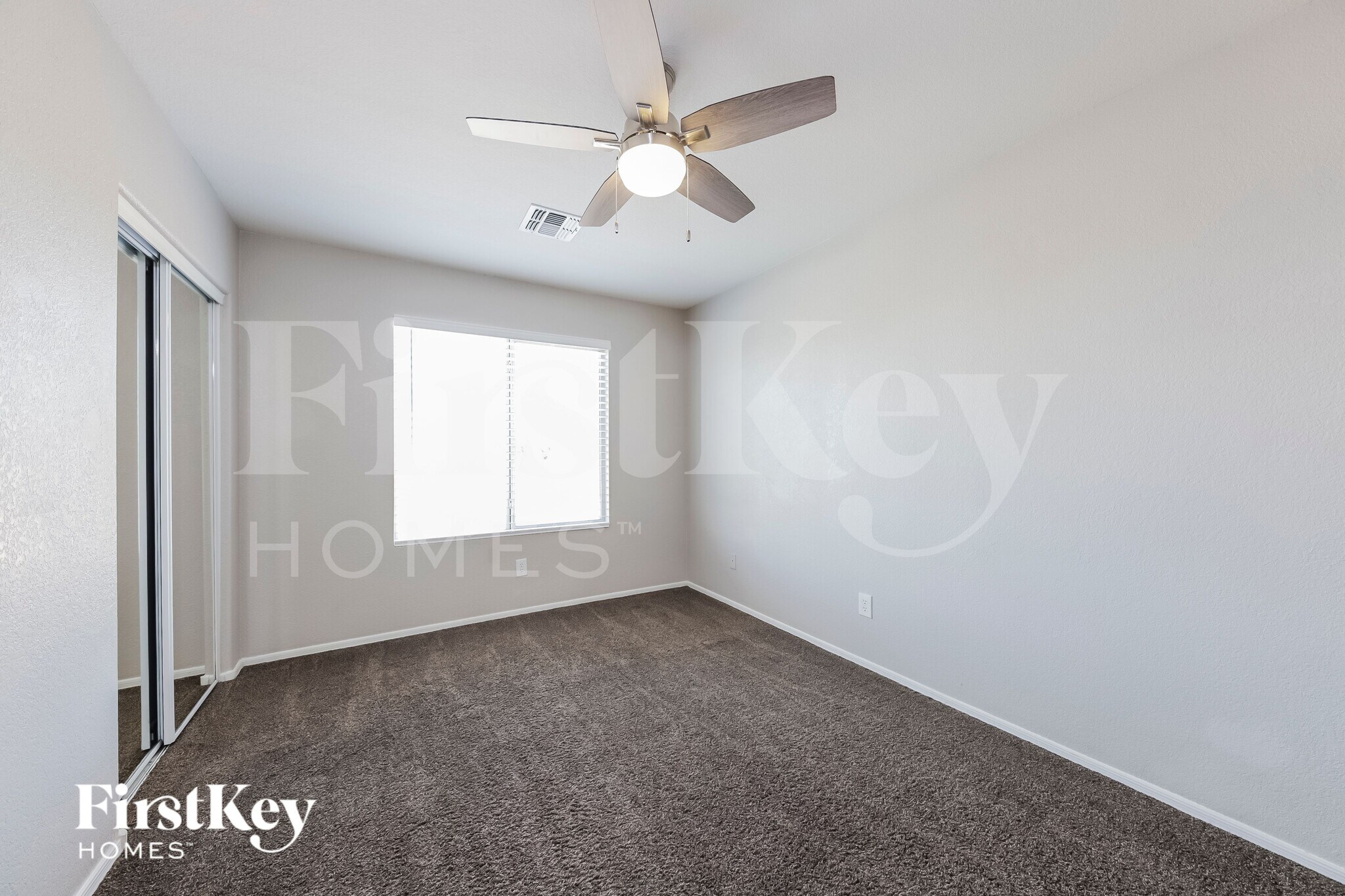 Building Photo - 4966 E Meadow Land Dr