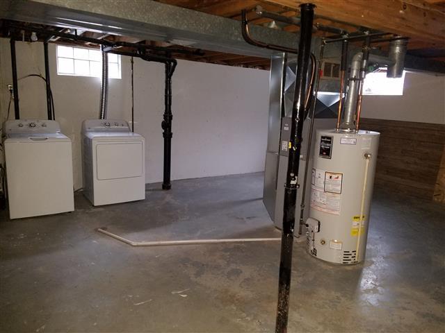 Building Photo - 915 Clayton Pl