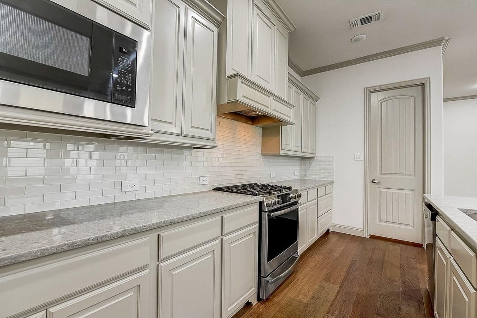 Building Photo - 4145 Sechrist Dr